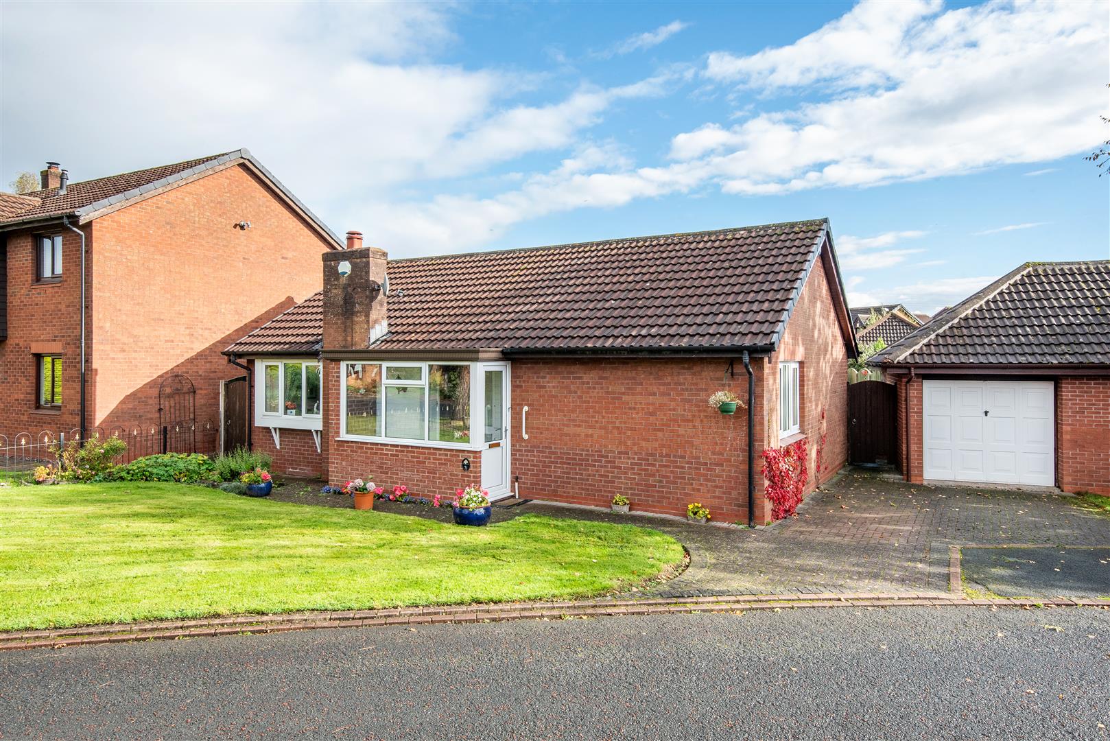 2 bed property in Fossdale Moss, Leyland